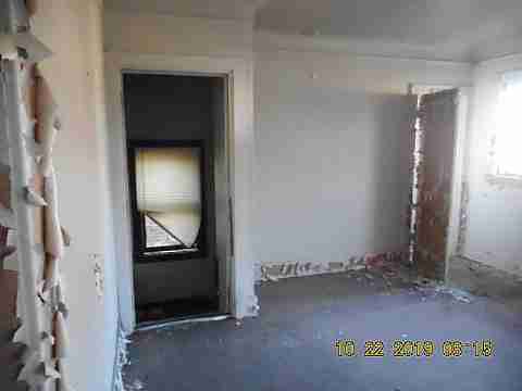 2675 Glendale (21)_m.jpg